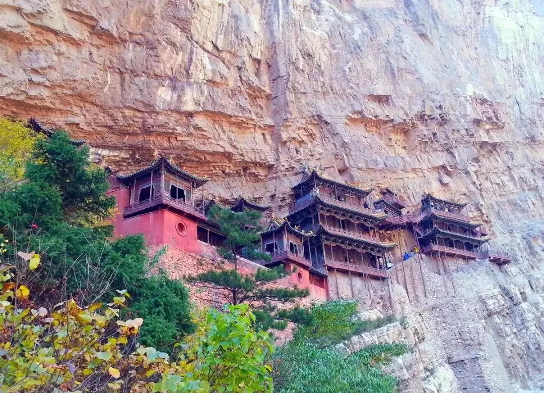 老槐树下,山西小城的温馨岁月记忆